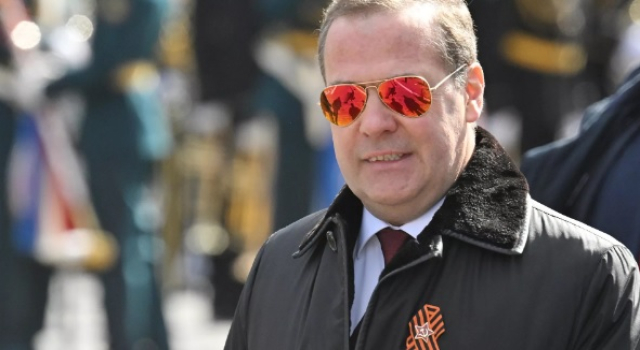Medvedev: Almanya'nın hareketi çatışmaya hibrit değil tam teşekküllü bir katılımdır