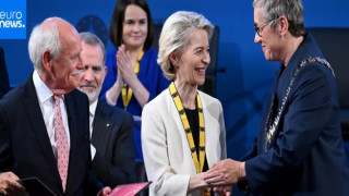 Avrupa'nın 'birliğini' destekleyen Leyen'e Şarlman Ödülü verildi