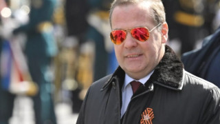 Medvedev: Almanya'nın hareketi çatışmaya hibrit değil tam teşekküllü bir katılımdır