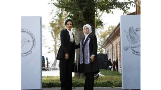 Emine Erdoğan, Gazze’deki çocukların eğitim hakkı için hazırlanan ortak bildiriyi imzaladı