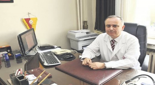 PROFESÖR HAYATINI KAYBETTİ