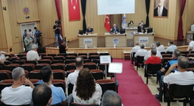 Akdeniz’de “Olağanüstü Fırsat” Meclisi! AKP’li başkan 17 üyeyle kritik kararları geçirdi