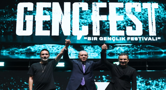 ERDOĞAN: “Barış diplomasisinin öncülüğünü dünyada bugün Türkiye üstleniyor”