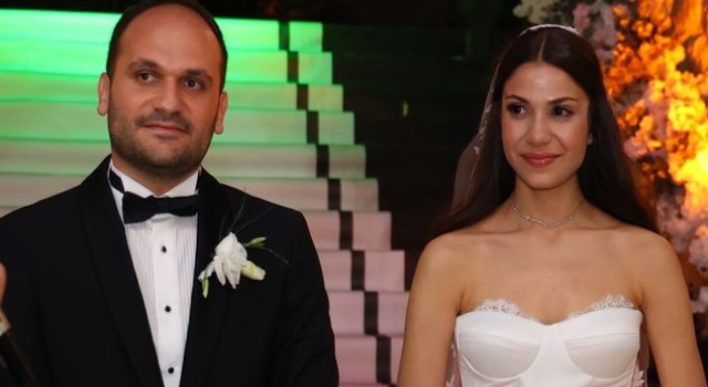 HERKES BU DÜĞÜNÜ KONUŞUYOR