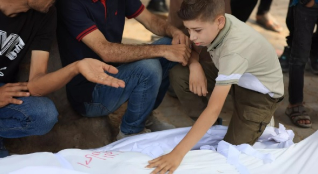 İranlı Eski Parlamenter: İsrail’in sivillere yönelik saldırıları dünya kamuoyunca gözardı ediliyor