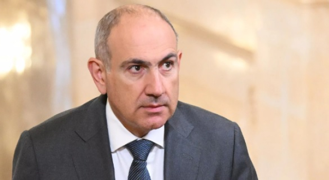 ‘Ermenistan’da Karapetyan ve Kilise’ye yönelik baskılar Paşinyan rejiminin panik içinde olduğunu gösteriyor’