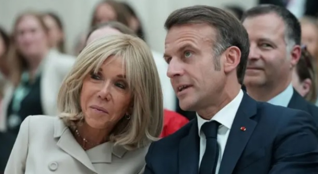 Macron'un erkek doğduğunu iddia eden internet fenomeni hakkında dava açıldı
