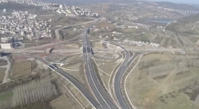İstanbul'da yolcu otobüsü devrildi: 4 ölü, 26 yaralı