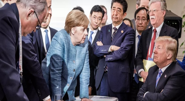 Merkel'in hayaleti: Trump hâlâ Avrupa'nın eski lideriyle boğuşuyor