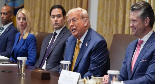 Trump yönetimi eleştirilerin ardından eyalet afet fonlarını İsrail'e yönelik tutuma bağlama koşulunu geri çekti