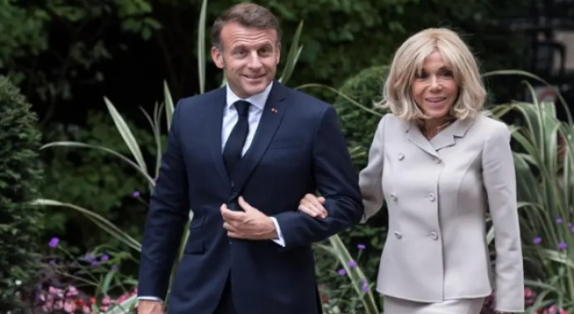 Macron çifti, First Lady'nin gerçekten kadın olduğuna dair kanıt sunacak