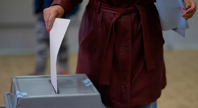 Çek Cumhuriyeti'nde kritik seçim: Oy verme işlemi başladı