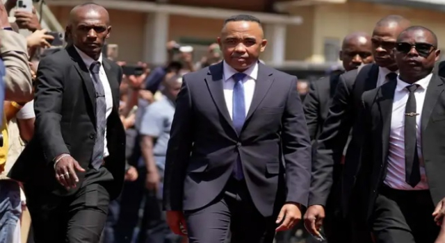 Madagaskar'da darbeci Albay yeni Cumhurbaşkanı oldu