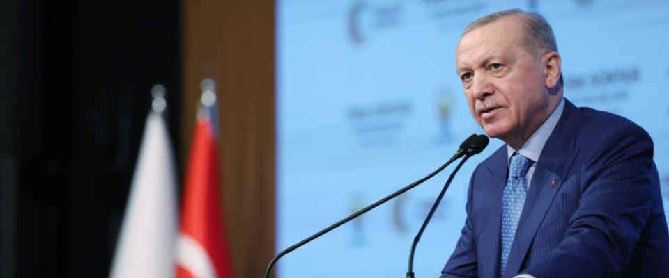 Erdoğan: “Türk devletleriyle dış ticaretimizi, uzun vadede 100 milyar dolara çıkarmayı hedefliyoruz”
