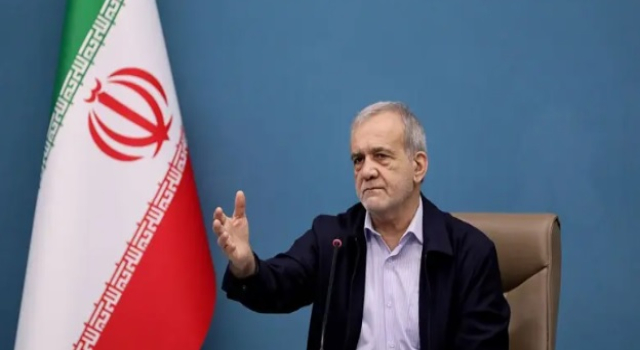 Pezeşkiyan'ın, saldırılar için komşu ülkelerden özür dilemesinden sonra Dubai Havalimanı vuruldu