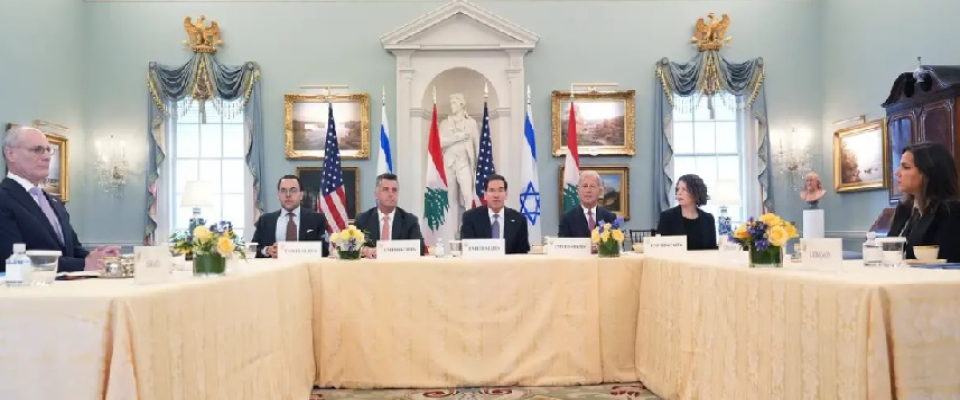İsrail ile Lübnan 40 yıl sonra aynı masada buluştu