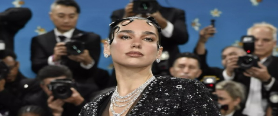 Dua Lipa'dan teknoloji devine 15 milyon dolarlık telif davası