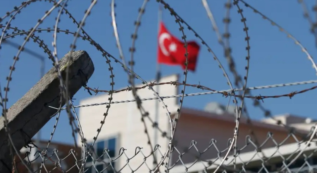 DEM Parti: Cezaevleri aşırı kalabalık, haklar kısıtlı