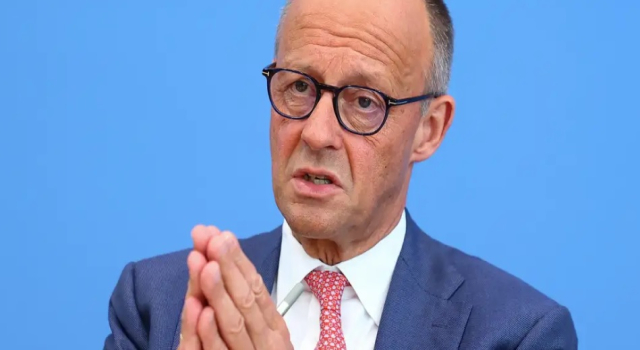 Friedrich Merz'ten Donald Trump'a: Seçimlerimize karışmayın