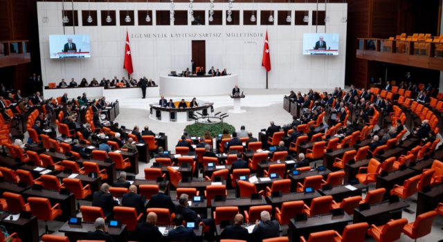 18 yaş altı suçlulara ilişkin düzenlemeleri içeren kanun teklifi yasalaştı