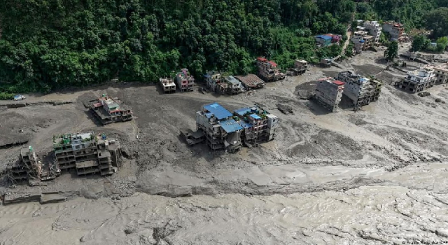 Nepal'de sel felaketi: 1500 kişi kayıp, en az 180 ölü