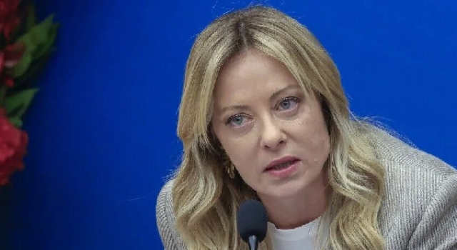 Başbakan Meloni açıkladı: İtalya okullarda burkayı yasaklayacak