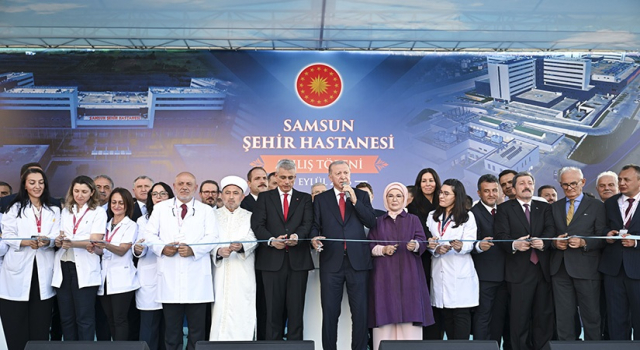 Erdoğan: “Vatandaşımızın insanca muamele göreceği bir sağlık sistemini ülkemiz genelinde tesis ettik”