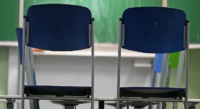 Almanya: 16 yıl işe gitmeyip maaş alan öğretmene dava
