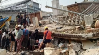 Myanmar merkezli depremlerde en az 1000 can kaybı, yüzlerce kişi enkaz altında