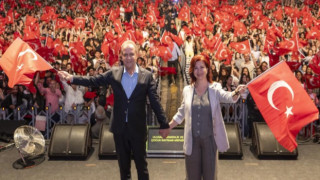 Vahap ve Meral Seçer, Ulusal Egemenlik ve Çocuk Bayramı Konserine Katıldı