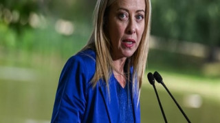 İtalyan Senatosu'nda Meloni - Renzi arasında tartışma çıktı: 'İstifa edecek misin?'