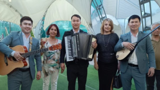 Türk Dünyası Edebiyatçı Elçileri Kazakistan’da Buluştu