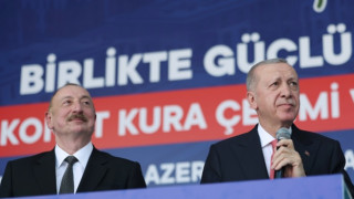 ERDOĞAN: “Yılsonunda tüm şehirlerimizi yeniden ayağa kaldıracağız”