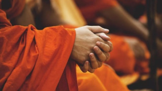 Tayland'da Budist keşiş skandalı: Rahipler, tapınak parasıyla cinsel ilişkiye girdi