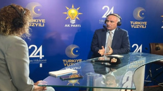 Ak partide bir güzel isim: Efkan Ala