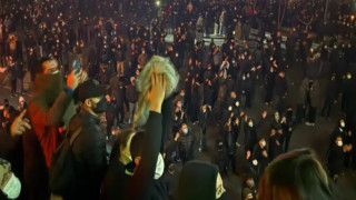 İran protestoları: Trump'tan tehdit, Hamaney'den rest