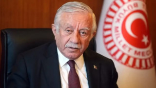 MHP'li Celal Adan'dan sosyal medya uyarısı: "Denetim zorunluluk haline gelmiştir"