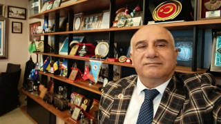 Ekranla Değil Akranla Büyütelim