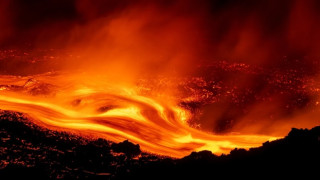 Etna Yanardağı'nda 1970'lerden bu yana en uzun patlama: 7 gündür durmuyor