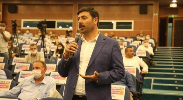 Mersin’de AKP’li meclis üyesine kaçak su cezası