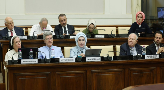 Emine Erdoğan, Vatikan’da “Kardeşlik Temelli Ekonomi: Etik Çok Taraflılık” konferansına katıldı
