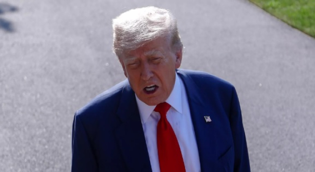Trump’tan dev şirketin CEO'suna 'derhal istifa' çağrısı yaptı