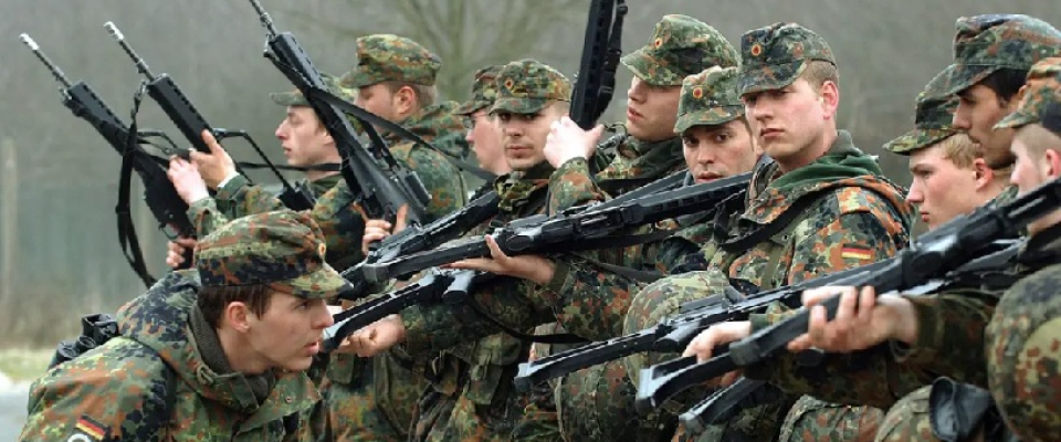 Almanya: Zorunlu askerlik ve "Danimarka Modeli" tartışması