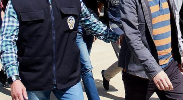 Urfa'da devlet dairesi ödeneğini kendi hesabına geçiren memurlara operasyon: 25 kişi gözaltına alındı