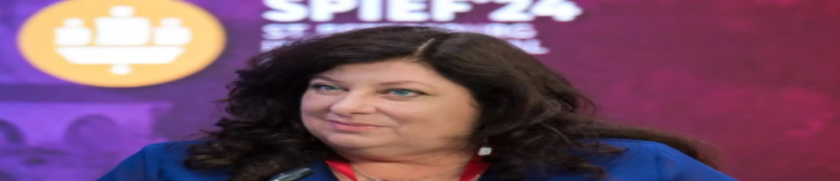 Eski ABD Başkanı Biden'ın Danışmanı: ABD, insanları Rusya'ya karşı yönlendirmek için Hollywood'u kullanıyor