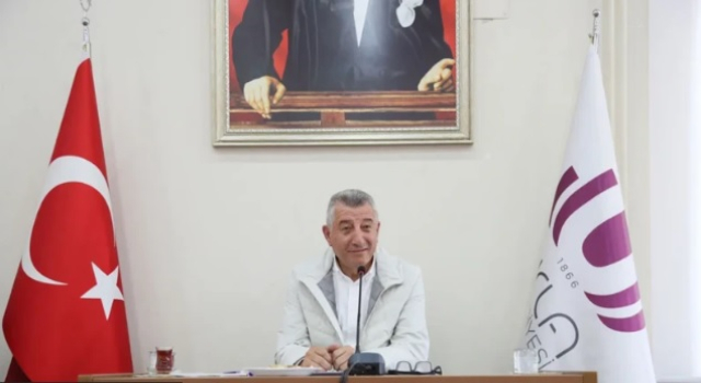Güzelbahçe Belediye Başkanı Mustafa Günay ve eşi gözaltına alındı