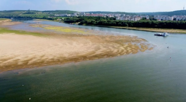 Tuna Nehri'nde kuraklık: Su seviyesi son yılların en düşük düzeyinde