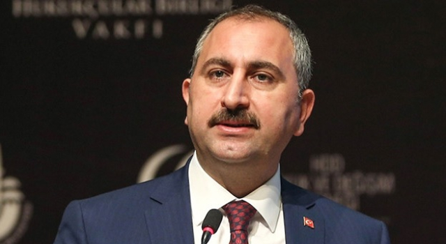 Abdulhamit Gül: Hayırlı olsun, hayırlar getirsin.