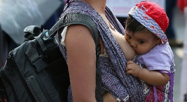 Anne sütü, bebeklerde antibiyotiklere direnç sağlayan genleri azaltıyor