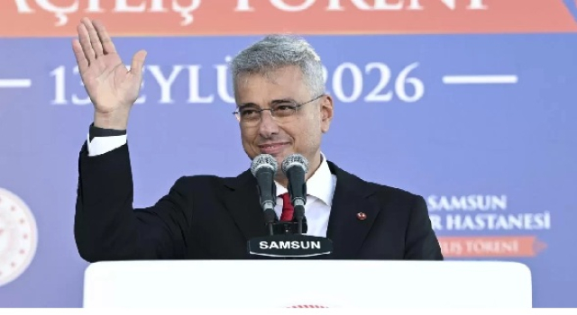 BU BAKAN, AY'A, GÜNEŞ'E, YILDIZ'A DEĞİL DEVLETE VE MİLLETE BAKIYOR....